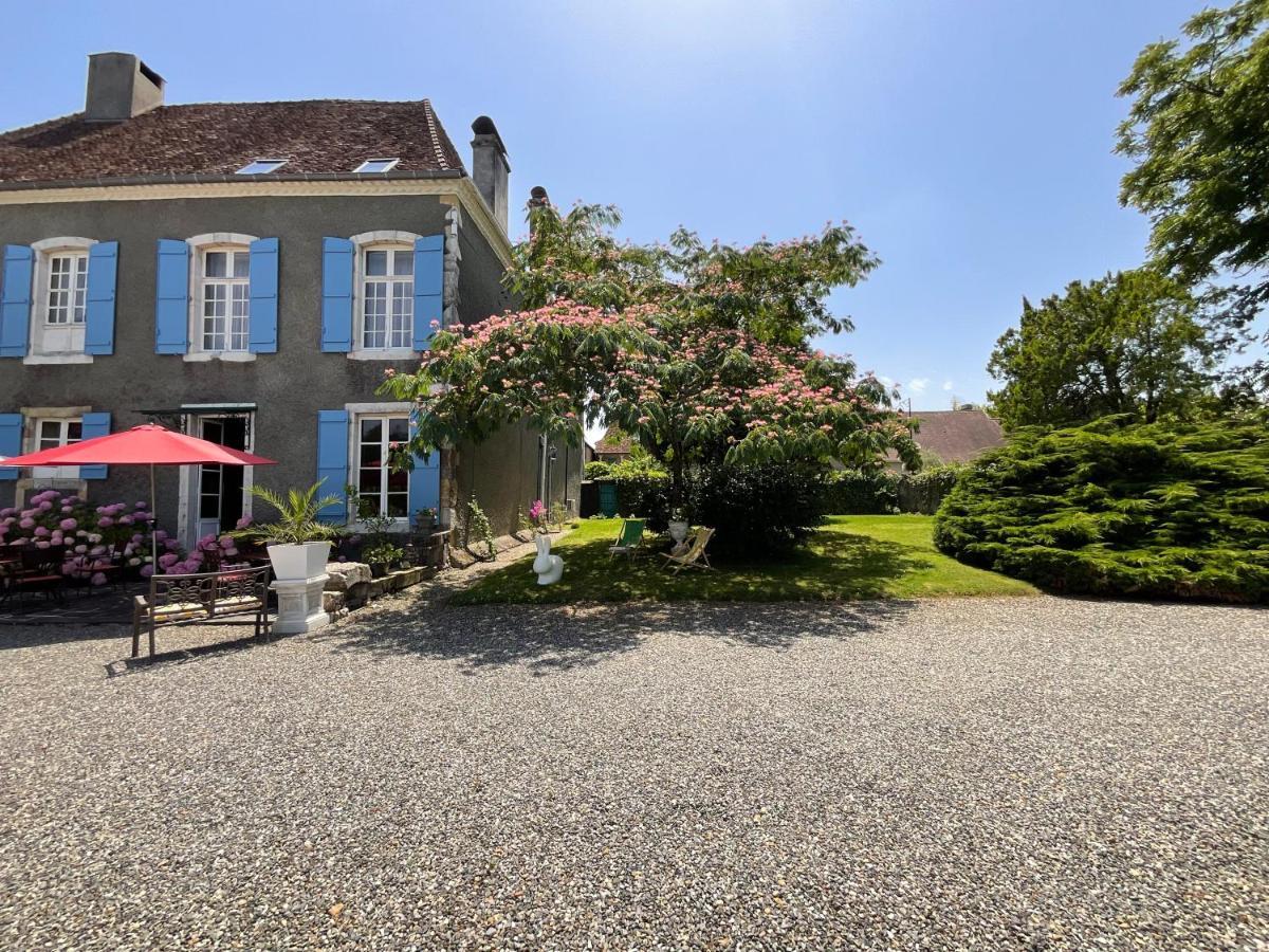 Domaine De La Carrere Hotel Arthez-de-Bearn Exterior foto